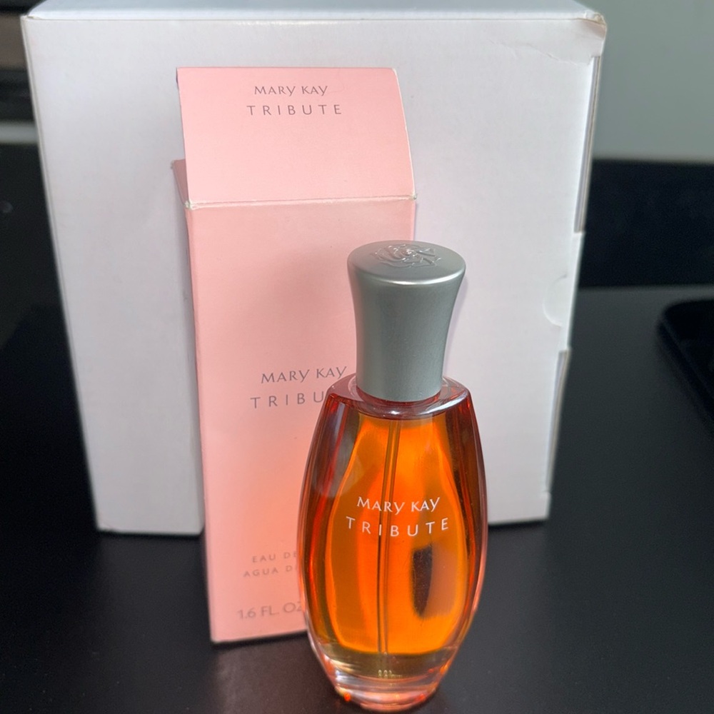 Mary Kay Tribute Perfume Brand New in Box 1.6 oz
